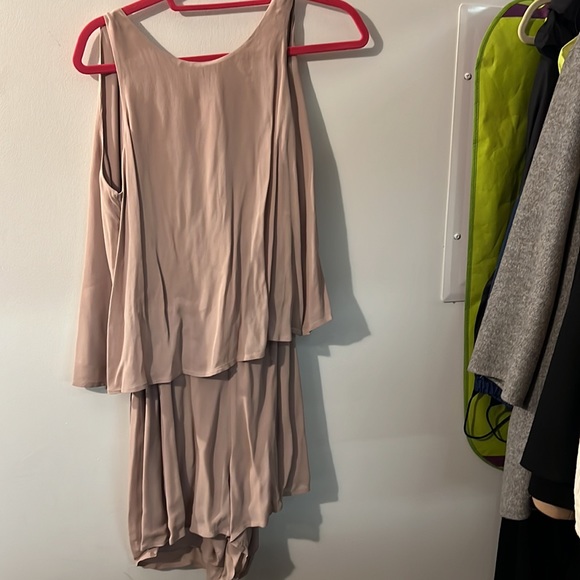 Light pink romper - Picture 2 of 3